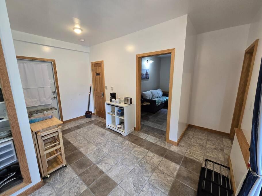 Peaceful Apartment Траверс-Сити Экстерьер фото