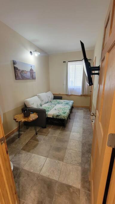 Peaceful Apartment Траверс-Сити Экстерьер фото